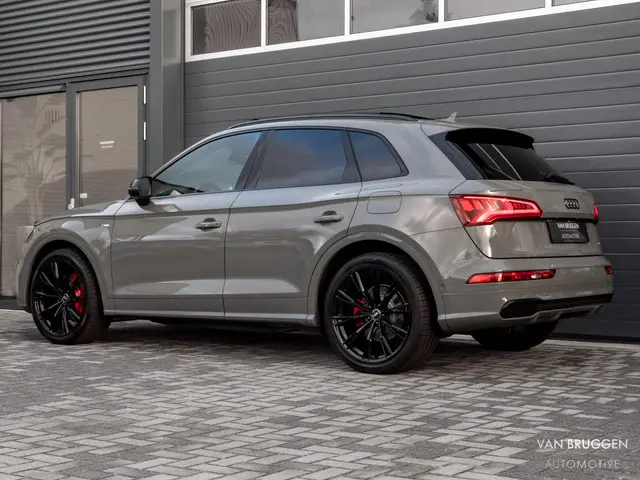 Audi Q5 50 TFSI e quattro S-Line 2021 Hybride Benzine 13