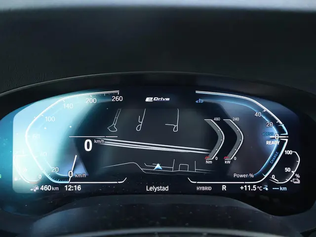 BMW 5 Serie 530e High Executive 2022 Hybride Benzine 18