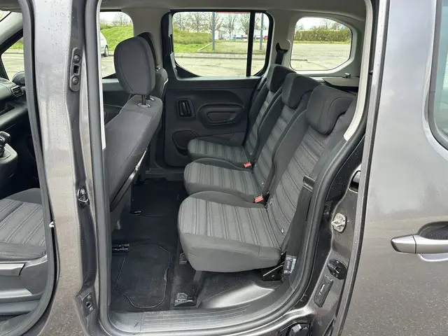 Opel Combo life 1.2 Turbo L1H1 Edition 2018 Benzine 10