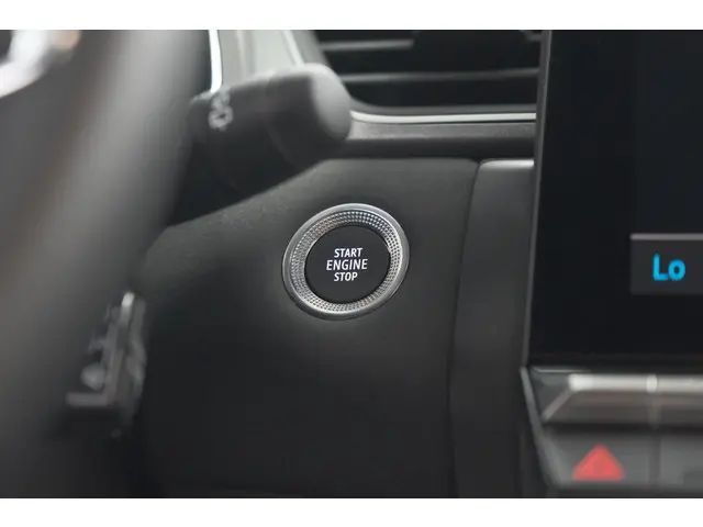 Renault Captur Mild Hybrid 160 EDC Techno 2024 Benzine 42