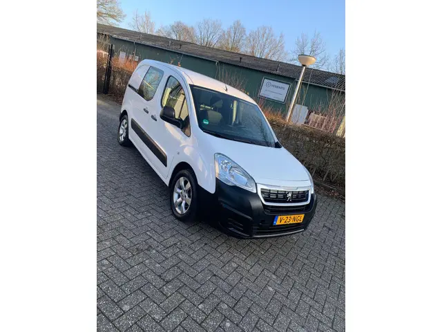 Peugeot Partner 120 1.6 VTi 98 L1 Pro 2017 Benzine 4