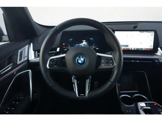 BMW iX1 eDrive20 2025 Elektrisch 9
