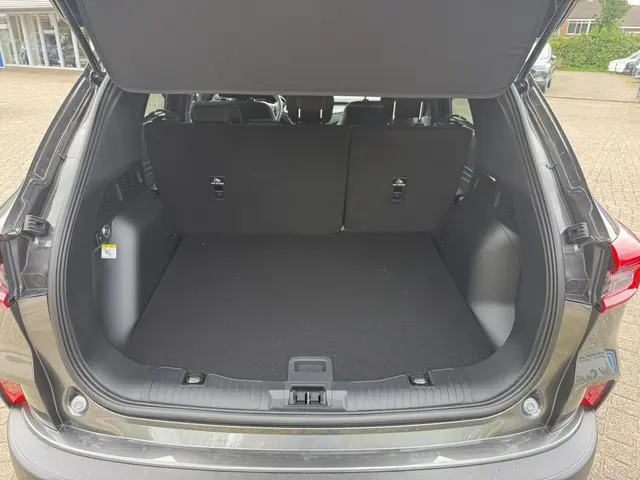 Ford Kuga 2.5 PHEV Titanium 2025 Hybride Benzine 36