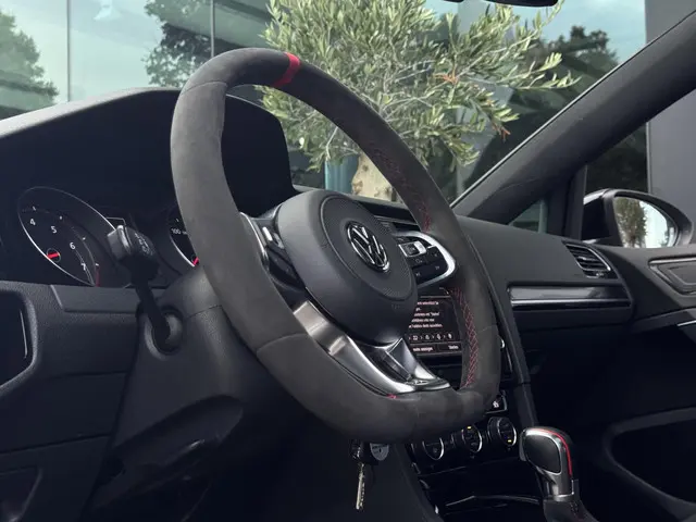 Volkswagen Golf 2.0 TSI GTI Clubsport 2016 Benzine 10