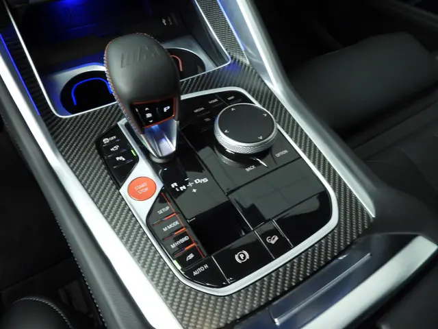 BMW XM 50e 2024 Hybride Benzine 33