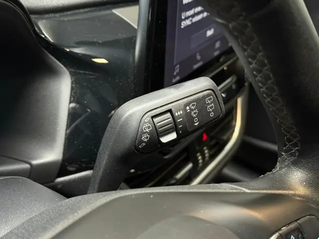 Ford Fiesta 1.0 EcoB. Titanium 2020 Benzine 16