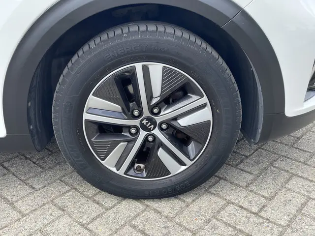 Kia Niro 1.6 GDi Hybrid DynamicLine 2020 Hybride Benzine 4
