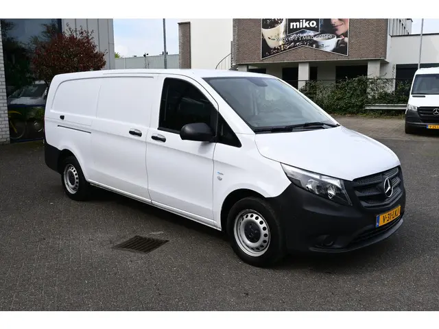 Mercedes-Benz Vito 116 CDI L3 Extra Lang 2023 Diesel 3