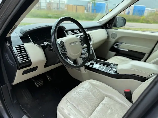 Land Rover Range Rover 3.0 TDV6 Vogue 2015 Diesel 13
