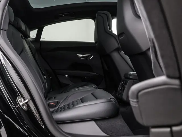 Audi e-tron GT 503 PK 2025 Elektrisch 15