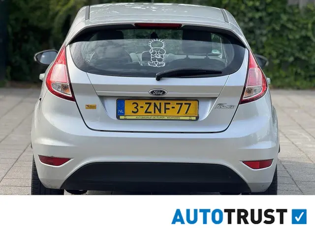 Ford Fiesta 1.0 Style,airco, km nap,navigatie 2015 Benzine 5