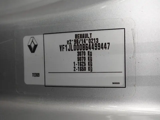 Renault Trafic Passenger 2.0 dCi 120 L2H1 2019 Diesel 39