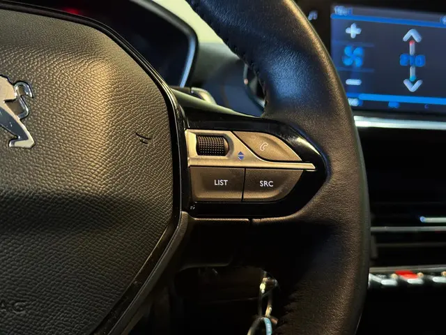 Peugeot 2008 1.2 Blue Lease Active 2021 Benzine 26