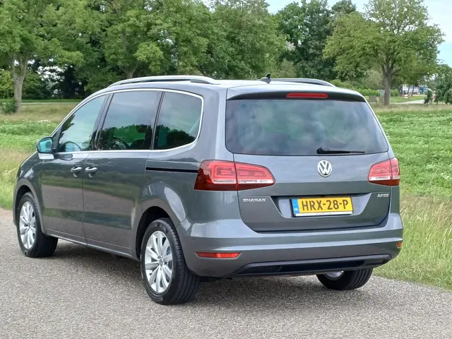 Volkswagen Sharan 2.0 TSI Highline 7 Pers. 2016 Benzine 8