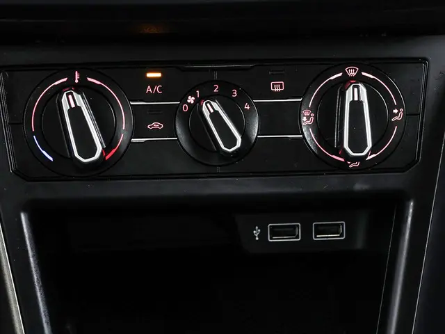 Volkswagen Polo 1.0 TSI 95pk Comfortline 2020 Benzine 29