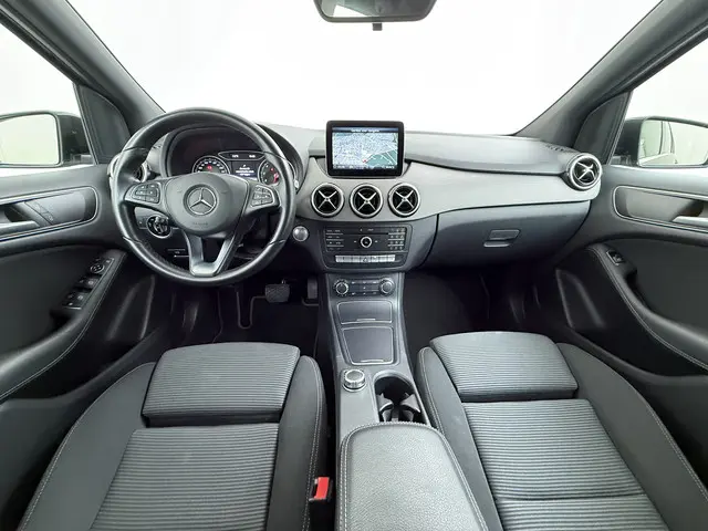 Mercedes-Benz B-Klasse 180 Style 2018 Benzine 16