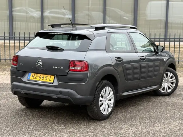 Citroën C4 Cactus 1.2 PureTech Business 2015 Benzine 5