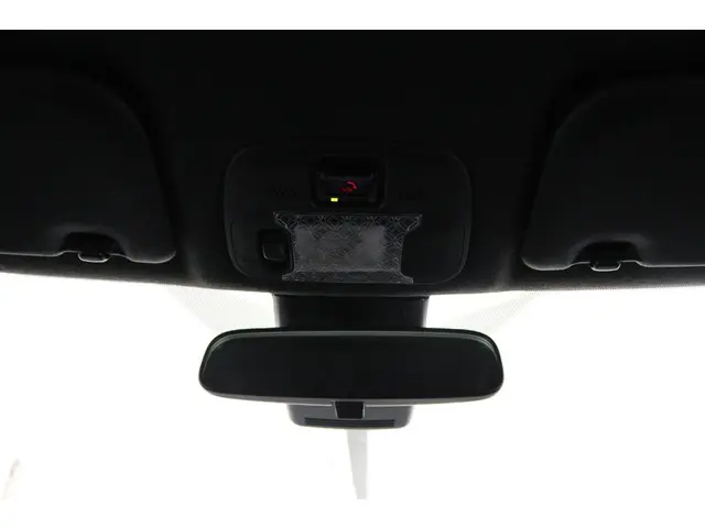 Toyota Aygo X 1.0 VVT-i MT Play 2024 Benzine 32