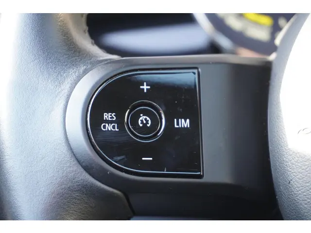 MINI Electric Cooper SE 2023 Elektrisch 25