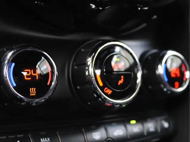 MINI Cooper Cabrio John Works Chili 2020 Benzine 56