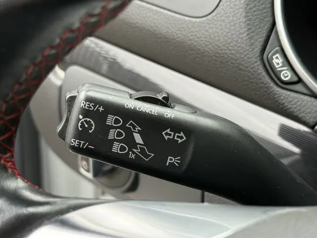 Volkswagen Golf 2.0 GTI 2012 Benzine 21