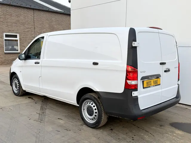 Mercedes-Benz Vito 116 1.9 CDI 2023 Diesel 2
