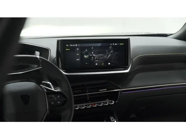 Peugeot 2008 PureTech 130 EAT8 GT 2024 Benzine 56
