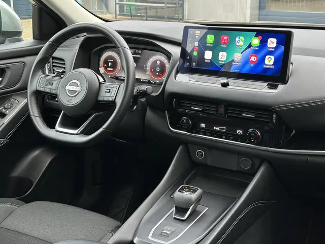Nissan QASHQAI 1.3 MHEV Xtronic N-Connecta 2024 Benzine 48