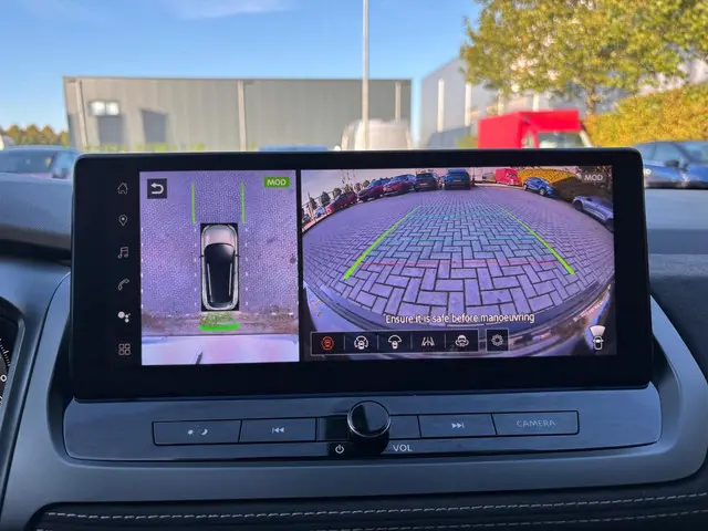 Nissan QASHQAI 1.3 MHEV Xtronic Tekna Plus 2025 Benzine 11