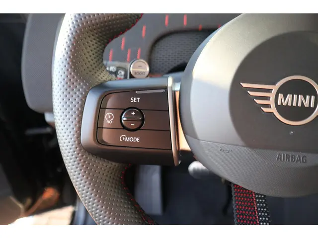 MINI Countryman ALL4 John Cooper Works 2024 Benzine 12