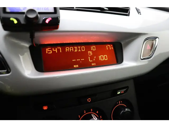 DS DS 3 1.2 PureTech Chic 2015 Benzine 18