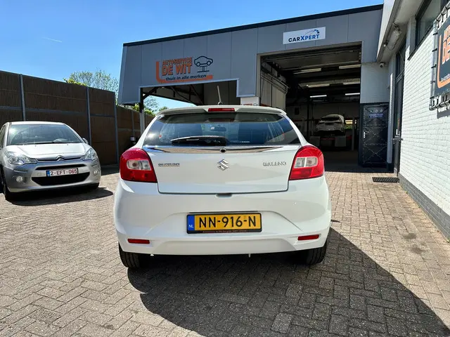 Suzuki Baleno 1.2 Exclusive automaat 2016 Benzine 10