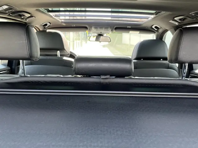 BMW 5 Serie Touring 520i High Executive 2015 Benzine 32