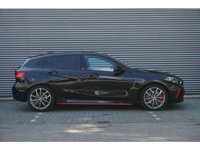 BMW 1 Serie 5-deurs 128ti 2024 Benzine 4