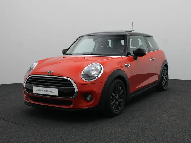 MINI 3-Deurs Cooper 2020 Benzine 32