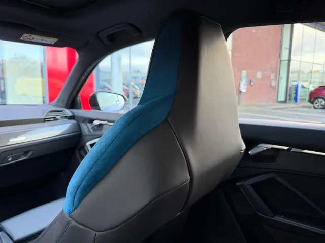 Audi RSQ3 TFSI RS / Panorama/ Full spec 2022 Benzine 17