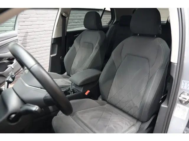 Volkswagen Golf 1.5 TSI Style 2021 Benzine 41