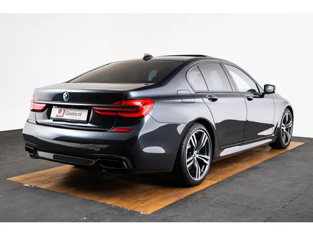 BMW 7 Serie 2
