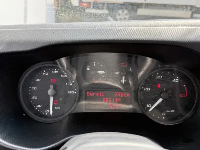 Iveco Daily 35S14 2.3 2018 Diesel 18