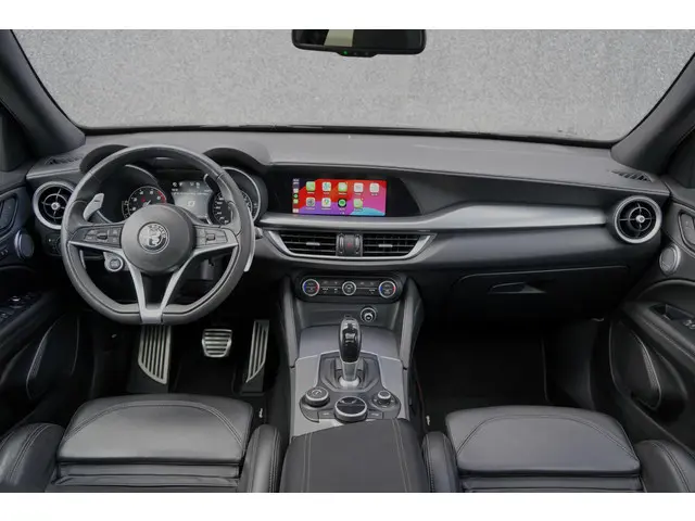Alfa Romeo Stelvio 2.0 T Q4 B-Tech 2019 Benzine 17