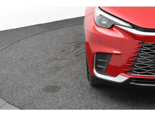 Lexus LBX Elegant 2WD 2025 Hybride Benzine 38