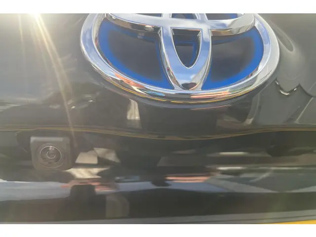 Toyota Yaris 1.5 Hybrid Active 2022 Hybride Benzine 12