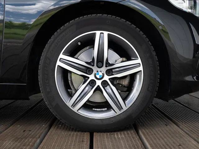 BMW 2 Serie Active Tourer 220i 2018 Benzine 6