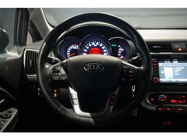 Kia Rio 1.2 CVVT ExecutiveLine 2017 Benzine 27