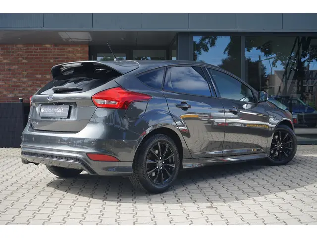 Ford Focus 1.0 ST-Line 2018 Benzine 3