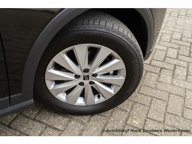 SEAT Arona 1.0 EcoTSI Style 2024 Benzine 9