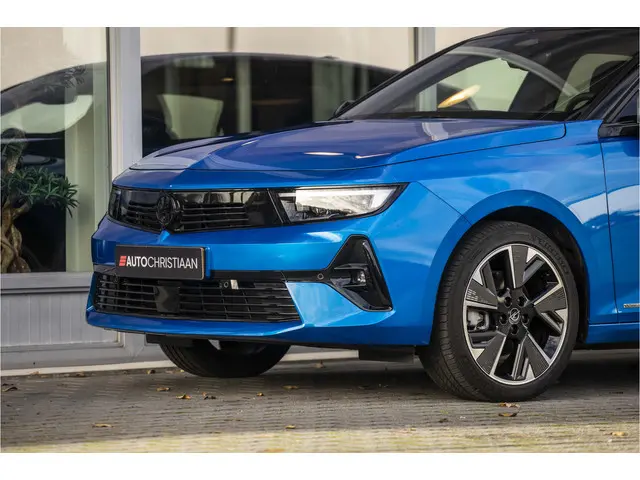Opel Astra Electric 54 kWh GS 2024 Elektrisch 17