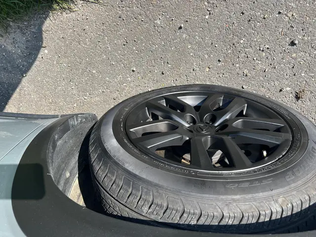 Lexus NX 300h GARANTIE 2015 Hybride Benzine 4