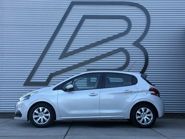 Peugeot 208 1.2 PureTech Blue Lion 2016 Benzine 4