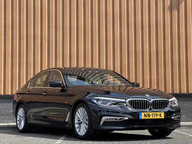BMW 5 Serie 530i High Executive 2017 Benzine 3